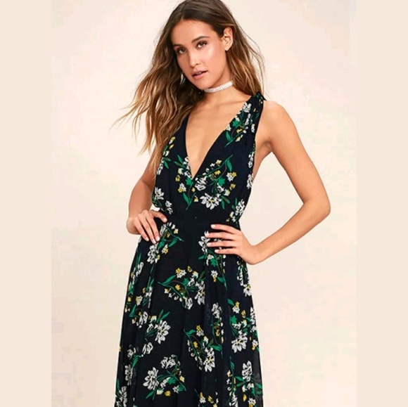 Lulus Dresses & Skirts - Lulus Remember the Days Floral Maxi Dress
